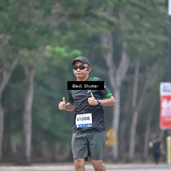 Runner Photo 8236155