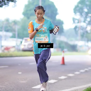 Runner Photo 8236158