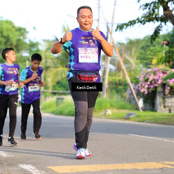 Runner Photo 8236172