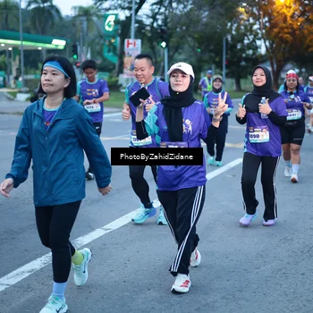 Runner Photo 8236174
