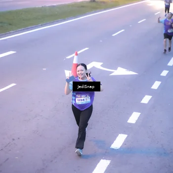 Runner Photo 8236202