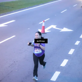Runner Photo 8236208