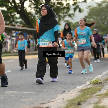 Runner Photo 8236210