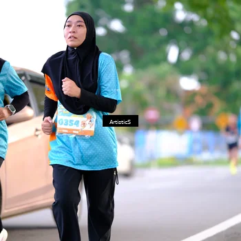 Runner Photo 8236214