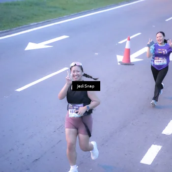 Runner Photo 8236217