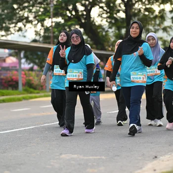 Runner Photo 8236249