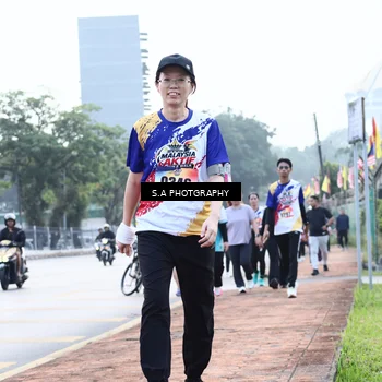Runner Photo 8236256