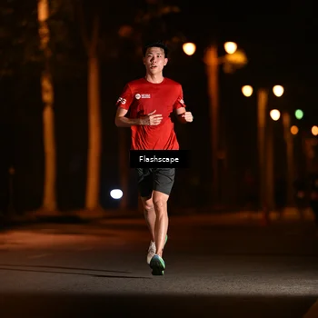 Runner Photo 8236263