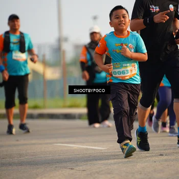 Runner Photo 8236275