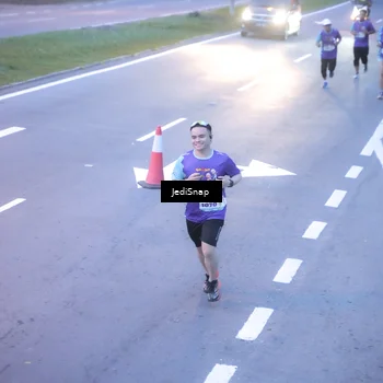 Runner Photo 8236344