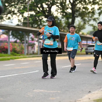Runner Photo 8236350