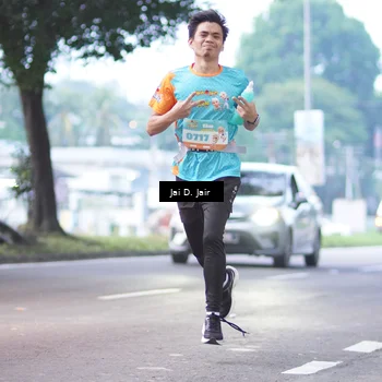 Runner Photo 8236408