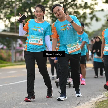 Runner Photo 8236411