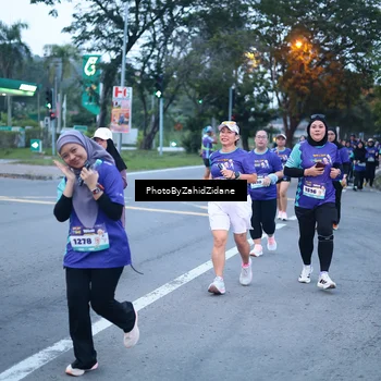 Runner Photo 8236412