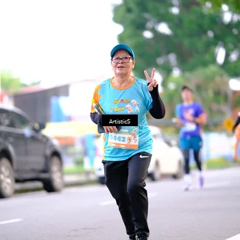 Runner Photo 8236415