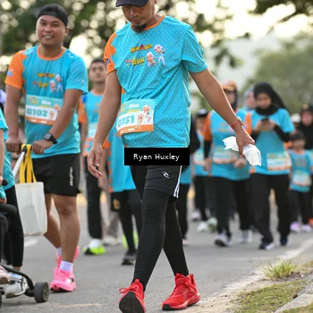 Runner Photo 8236421