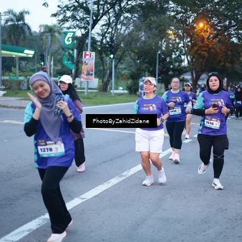 Runner Photo 8236444