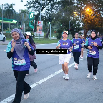 Runner Photo 8236449