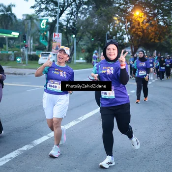 Runner Photo 8236459