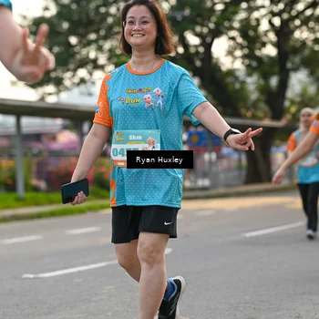 Runner Photo 8236479
