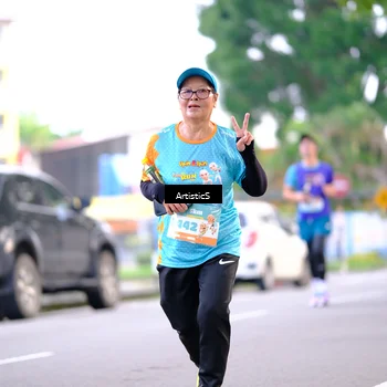Runner Photo 8236481