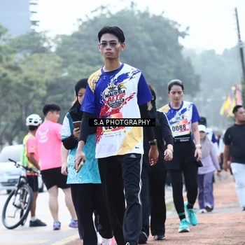 Runner Photo 8236540