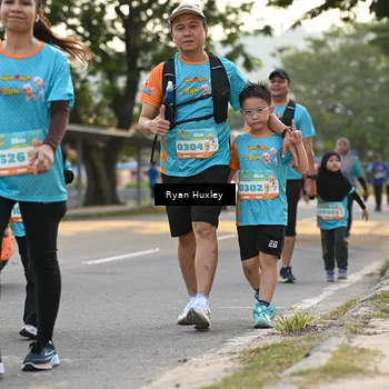 Runner Photo 8236556