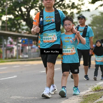 Runner Photo 8236557