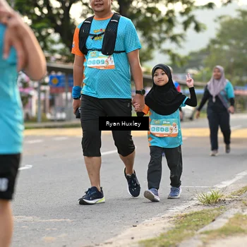 Runner Photo 8236558