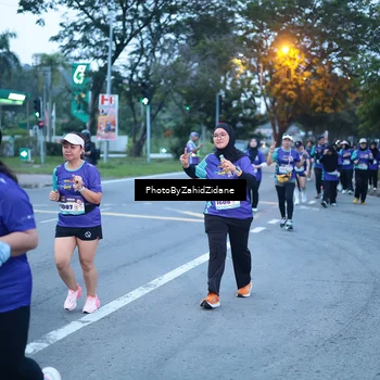 Runner Photo 8236569