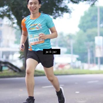 Runner Photo 8236579