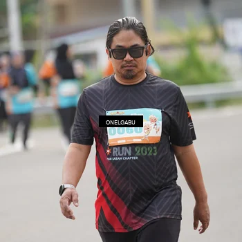 Runner Photo 8236605
