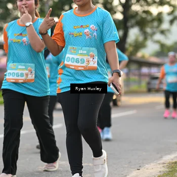 Runner Photo 8236639