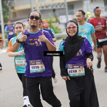 Runner Photo 8236656