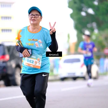 Runner Photo 8236662