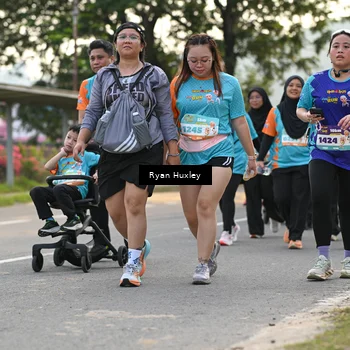 Runner Photo 8236679