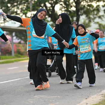 Runner Photo 8236705