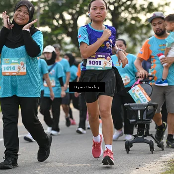 Runner Photo 8236711