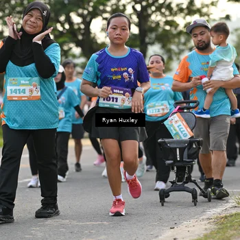 Runner Photo 8236717