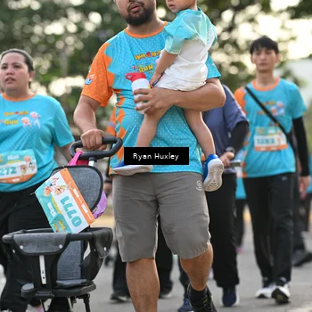 Runner Photo 8236736