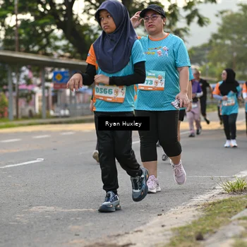 Runner Photo 8236746