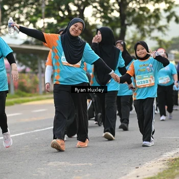 Runner Photo 8236750