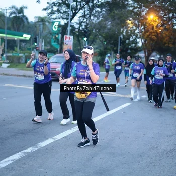 Runner Photo 8236753