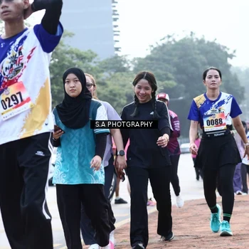 Runner Photo 8236769