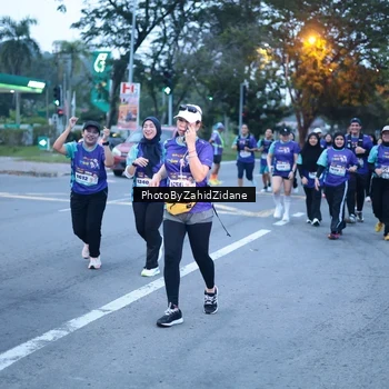 Runner Photo 8236771