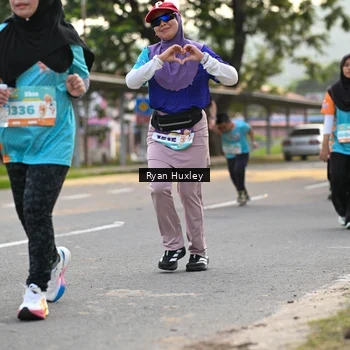 Runner Photo 8236772