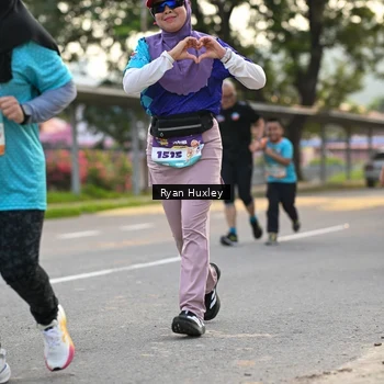 Runner Photo 8236773
