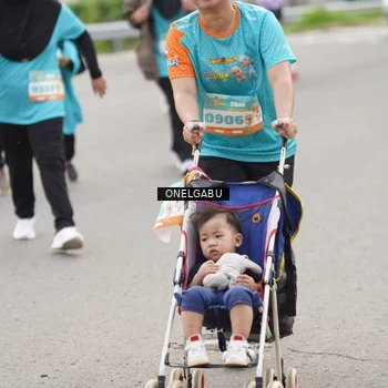 Runner Photo 8236789