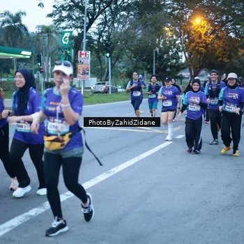 Runner Photo 8236803