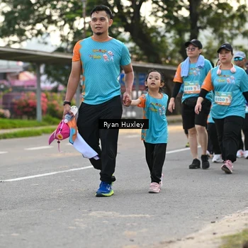 Runner Photo 8236804